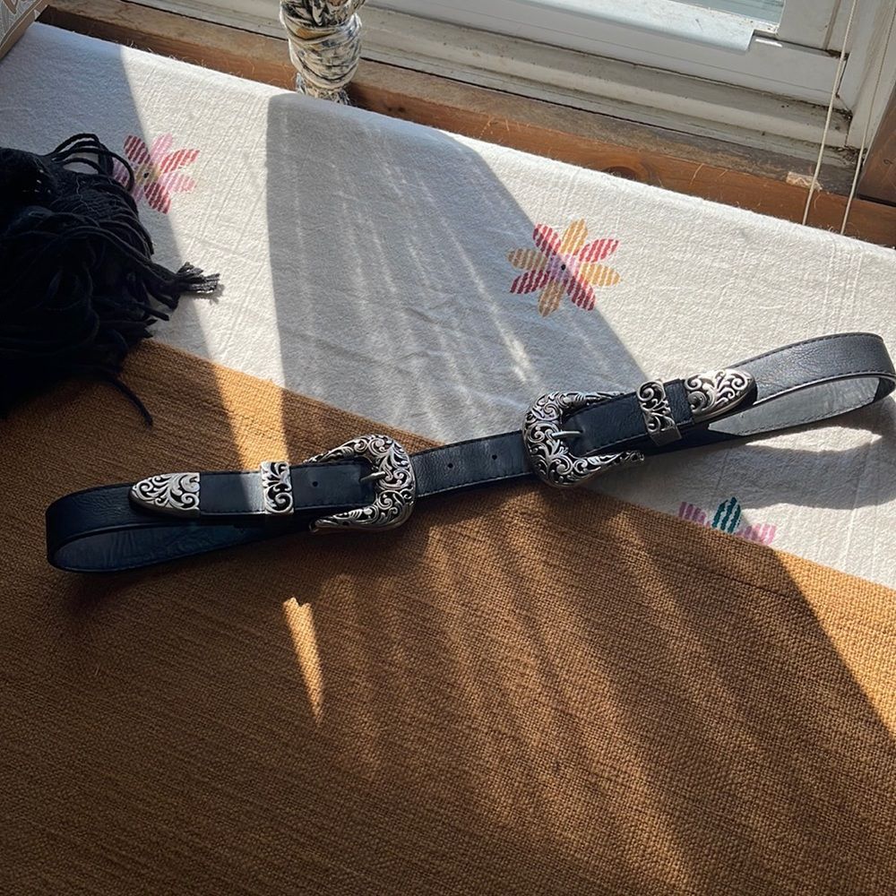Double buckle Webster belt